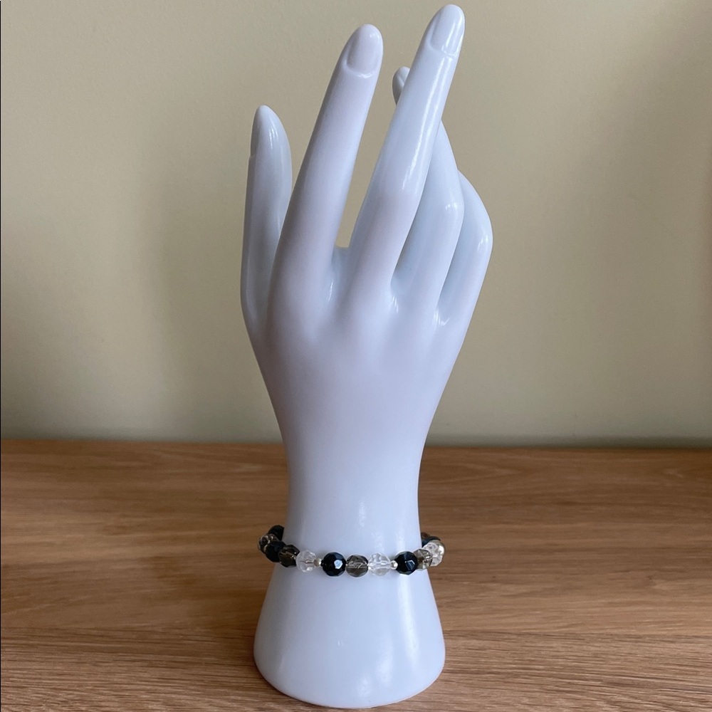HAND CRAFTED BEADED STRETCHY BRACELET Black Gray Clear Silver Statement Jewelry - Picture 4 of 13